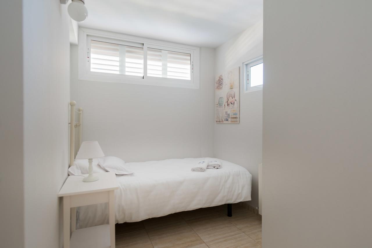 Apartamentos Marta Playa Alicante Exterior photo