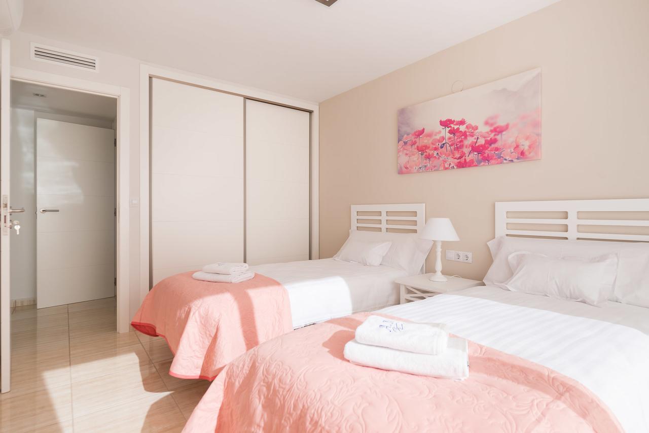 Apartamentos Marta Playa Alicante Exterior photo